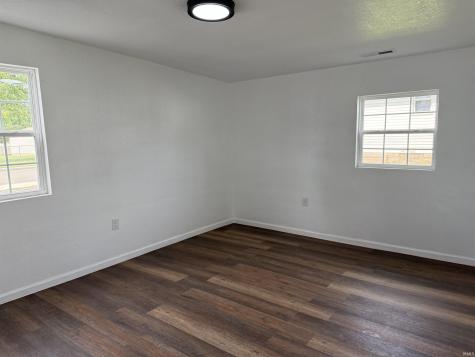 919 S Main Street Bicknell IN 47512