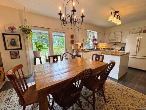 5704 N 300 W Sharpsville IN 46068