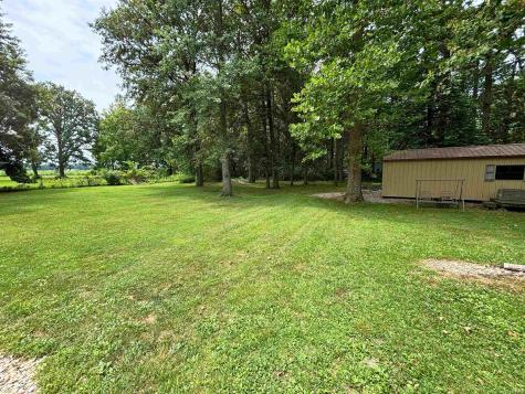 5704 N 300 W Sharpsville IN 46068