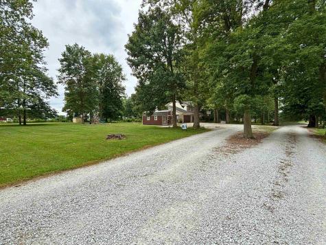 5704 N 300 W Sharpsville IN 46068