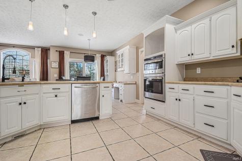 1963 Pheasant Ridge Drive Warsaw IN 46580