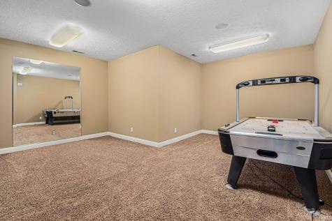 1963 Pheasant Ridge Drive Warsaw IN 46580