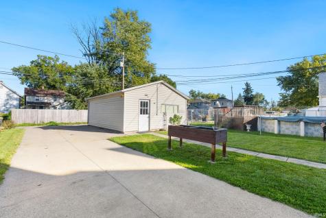4031 Fairfield Avenue Fort Wayne IN 46807