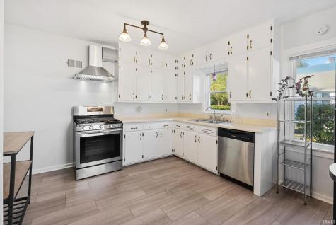 4031 Fairfield Avenue Fort Wayne IN 46807