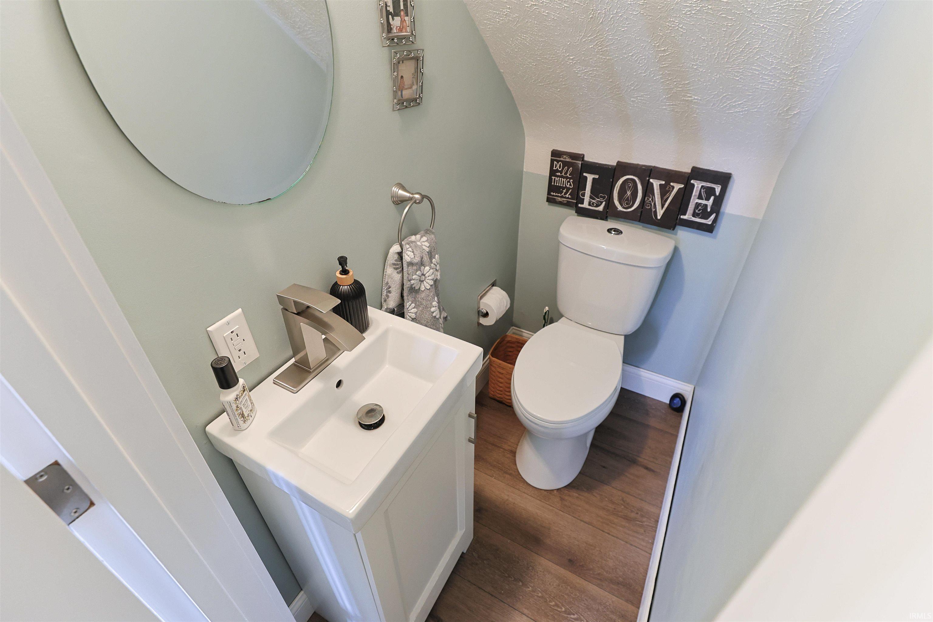 10098 Jefferson Road Osceola IN 46561