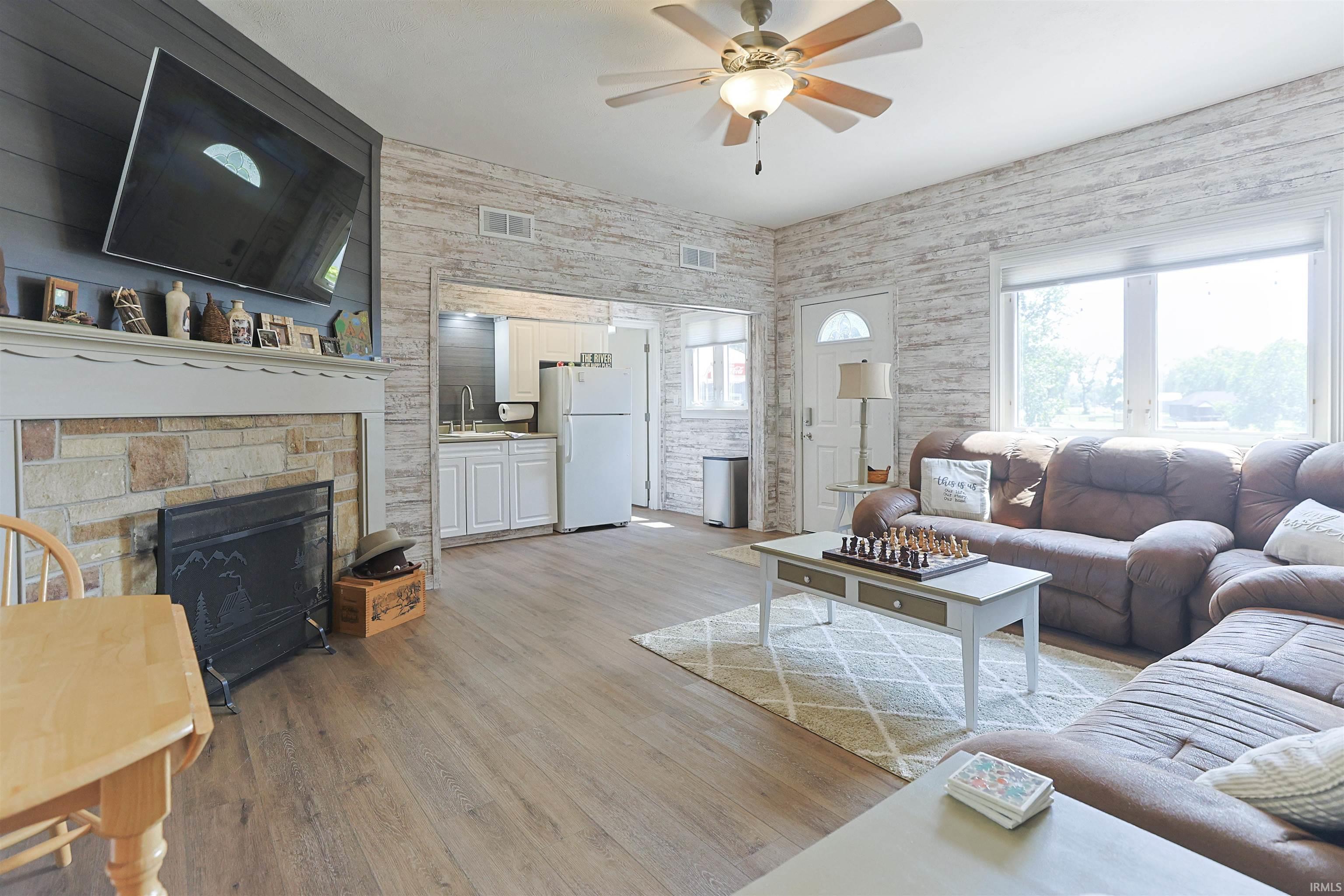 10098 Jefferson Road Osceola IN 46561