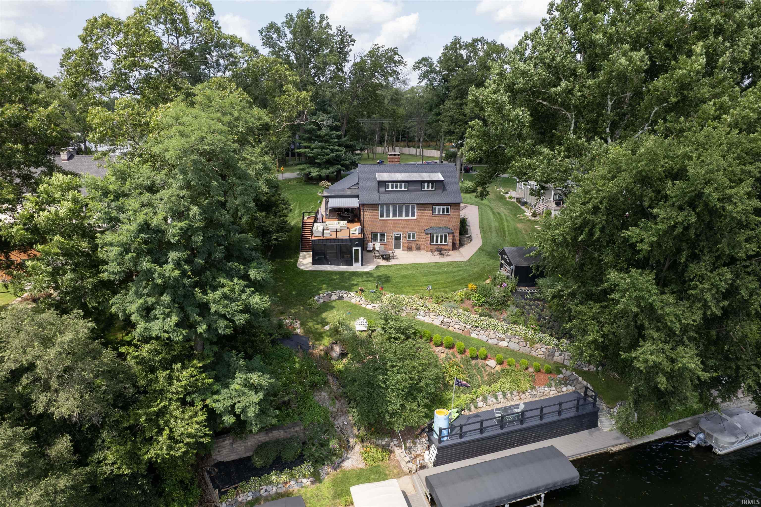 10098 Jefferson Road Osceola IN 46561