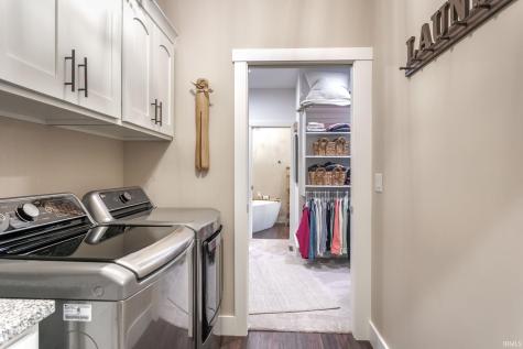 54706 Columbia Bay Drive Osceola IN 46561