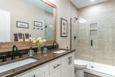 54706 Columbia Bay Drive Osceola IN 46561