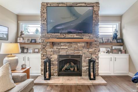 54706 Columbia Bay Drive Osceola IN 46561