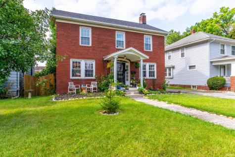 209 S Cornell Circle Fort Wayne IN 46807