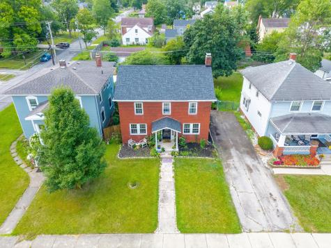 209 S Cornell Circle Fort Wayne IN 46807