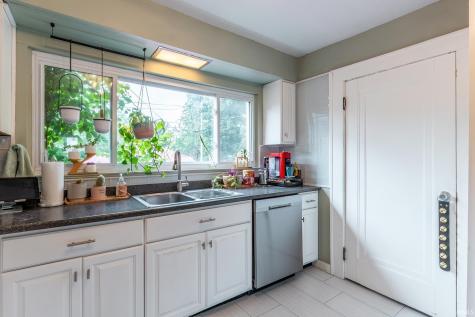 209 S Cornell Circle Fort Wayne IN 46807