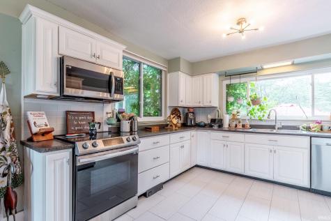 209 S Cornell Circle Fort Wayne IN 46807