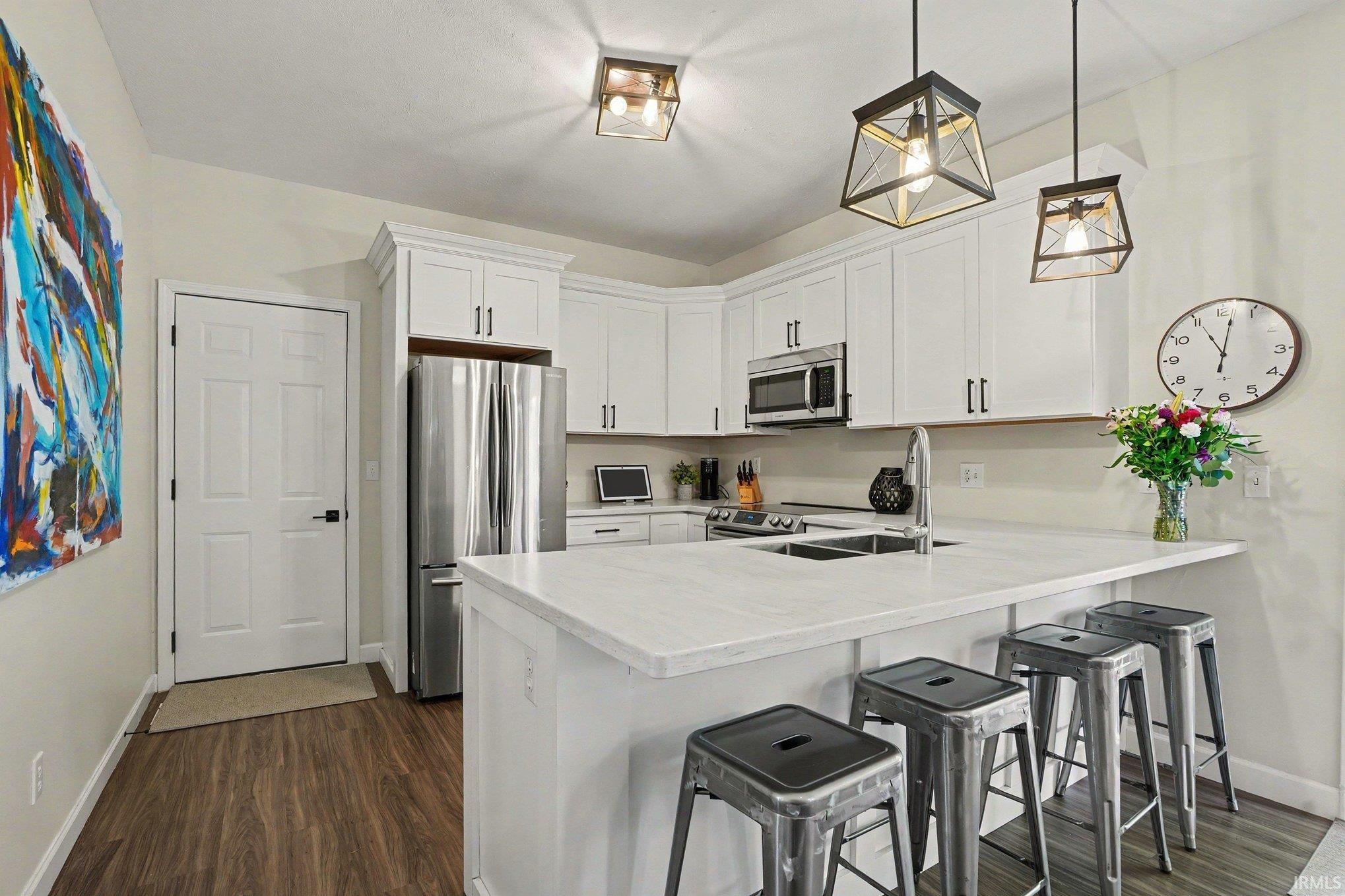 51753 Covered Wagon Trail Granger IN 46530