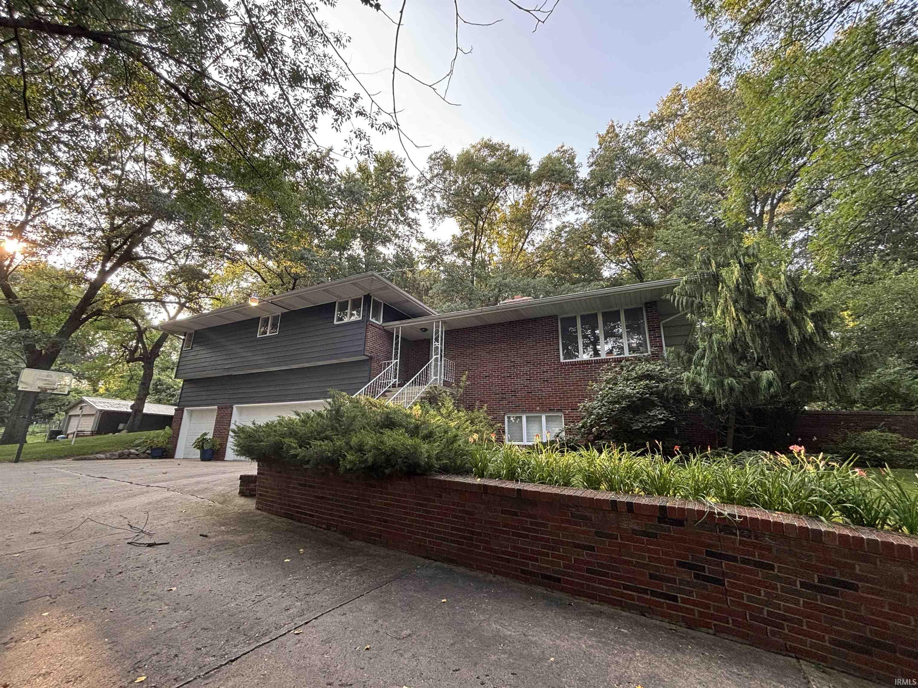 55281 County Road 31 Bristol IN 46507