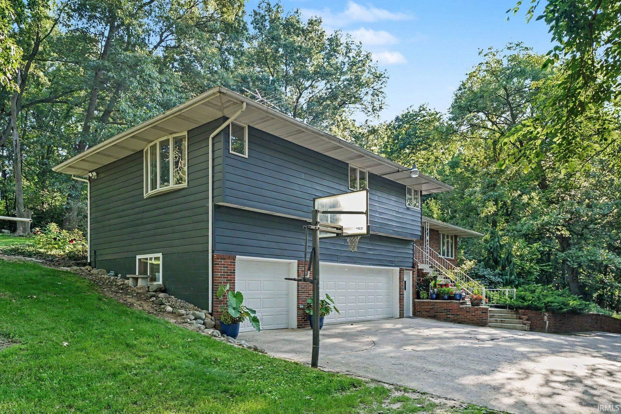 55281 County Road 31 Bristol IN 46507