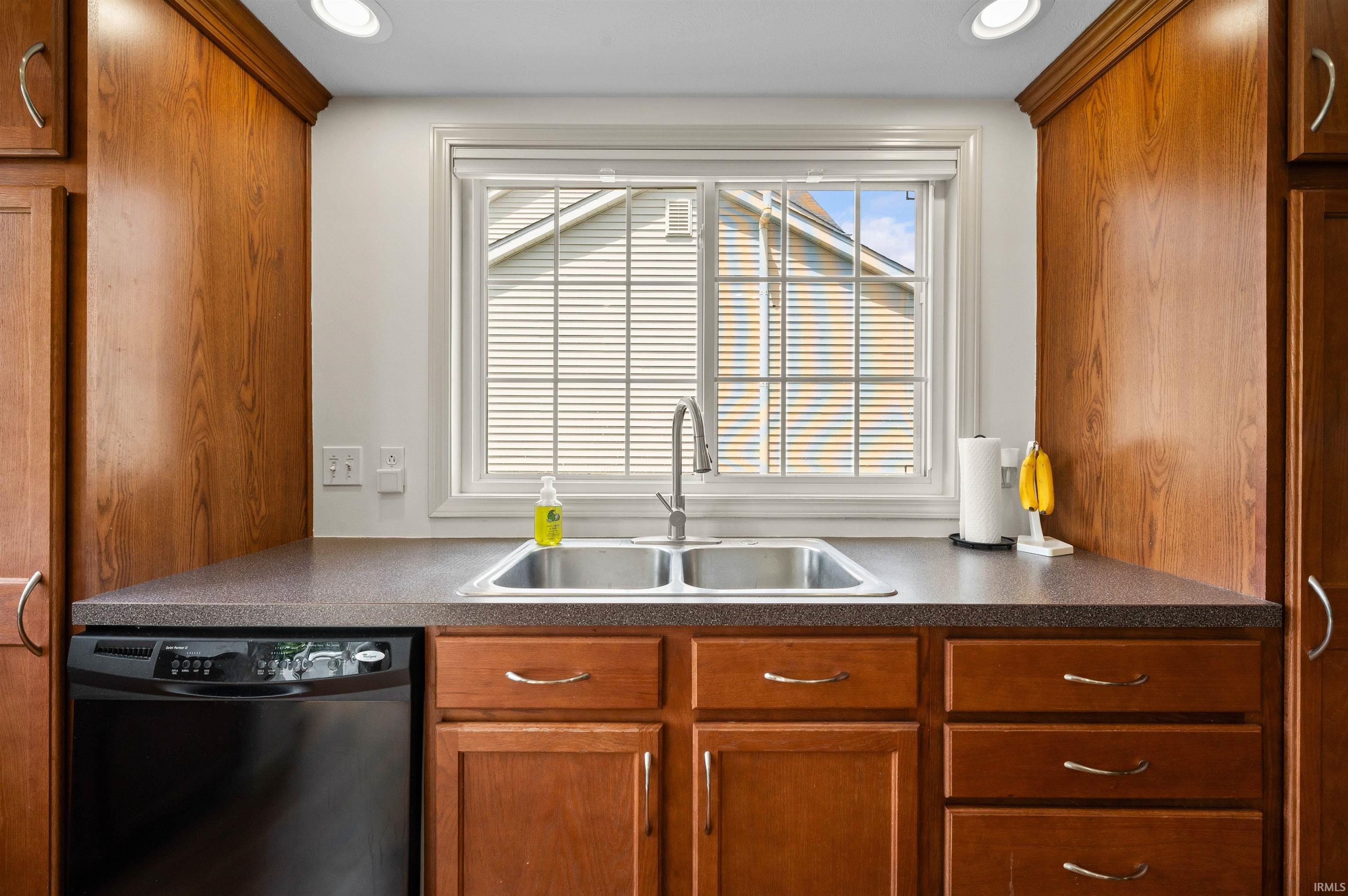 51813 Melwood Court South Bend IN 46628