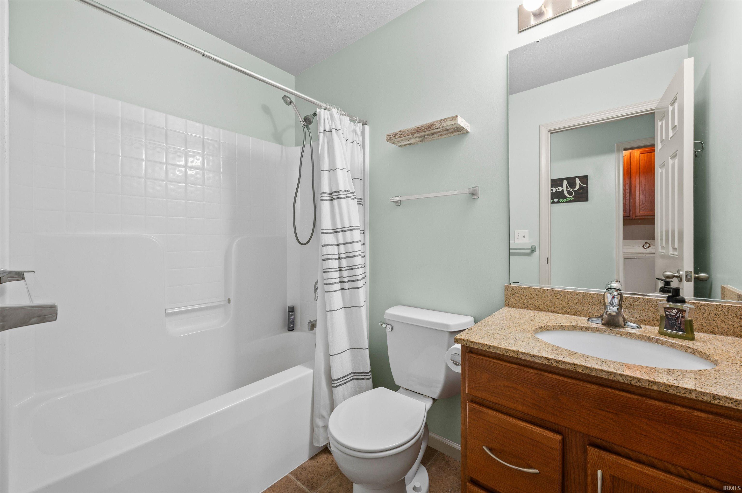 51813 Melwood Court South Bend IN 46628