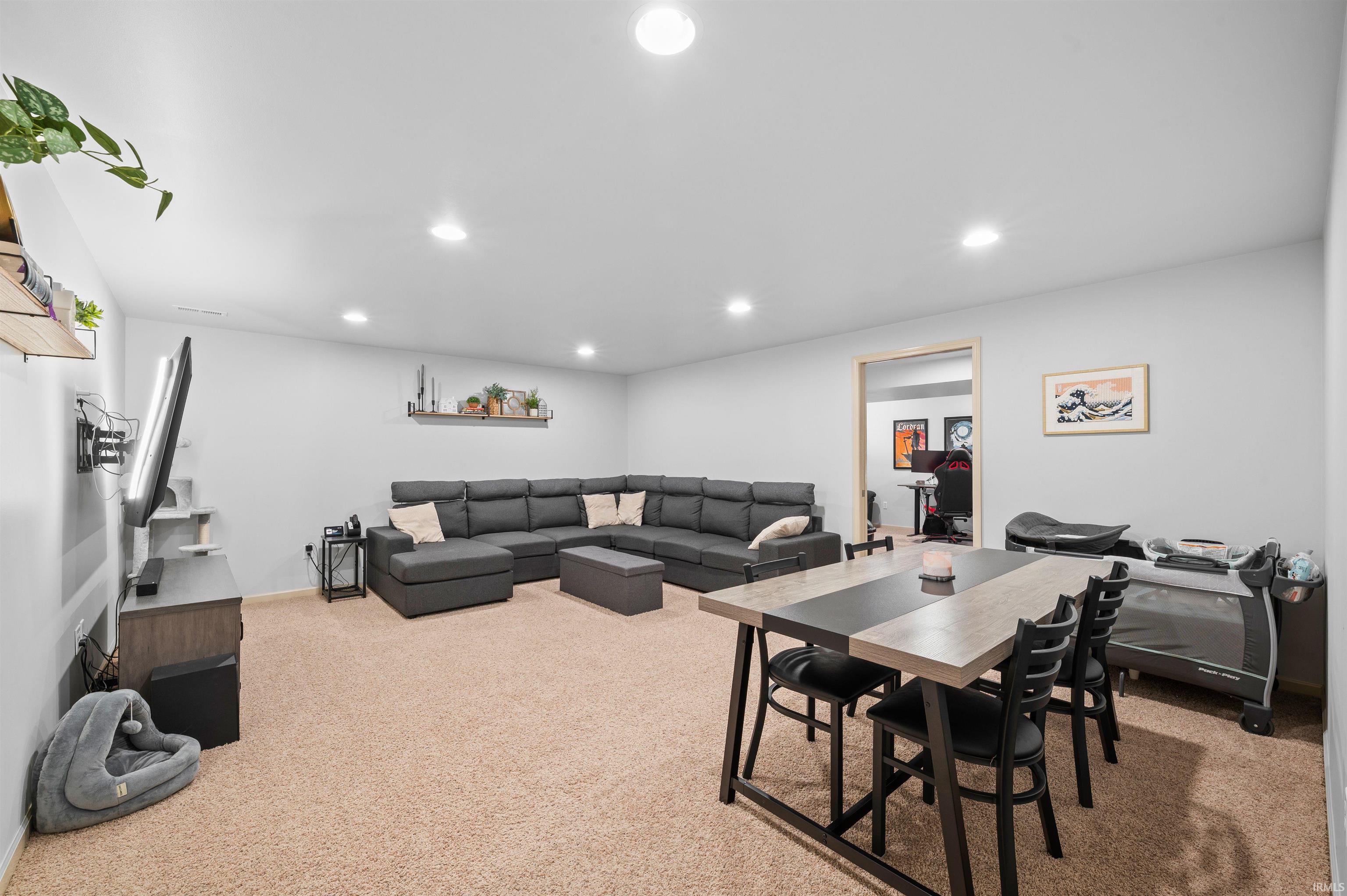 51813 Melwood Court South Bend IN 46628