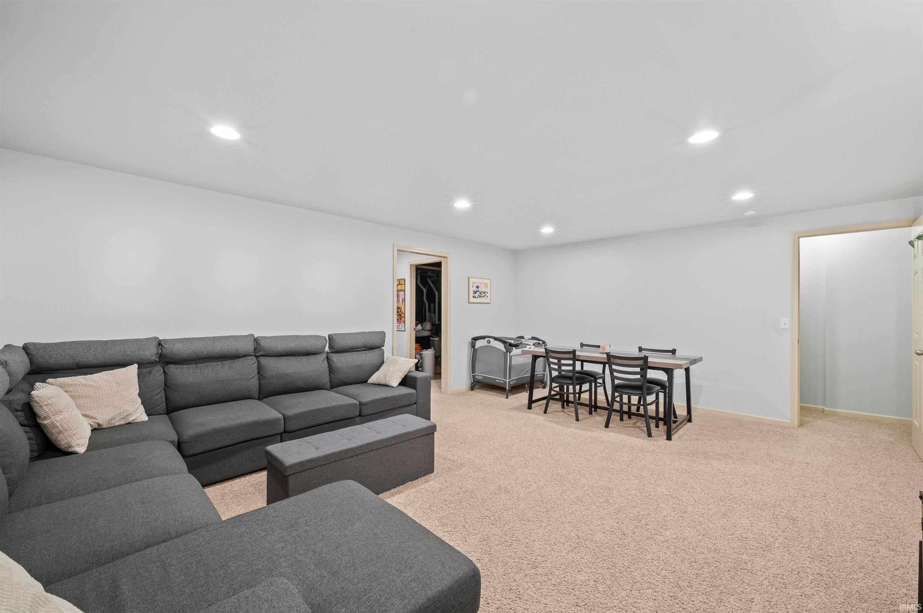 51813 Melwood Court South Bend IN 46628