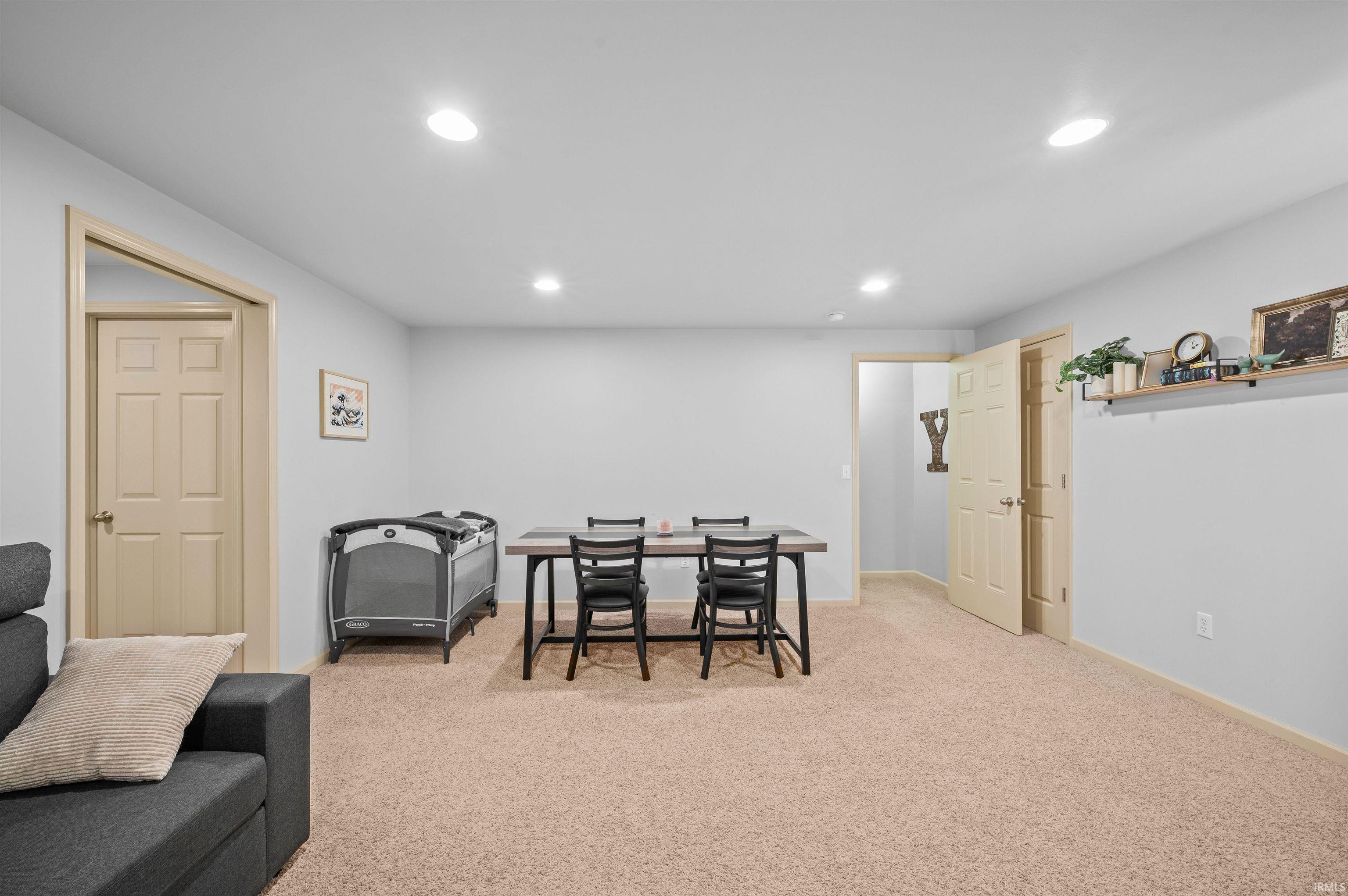 51813 Melwood Court South Bend IN 46628