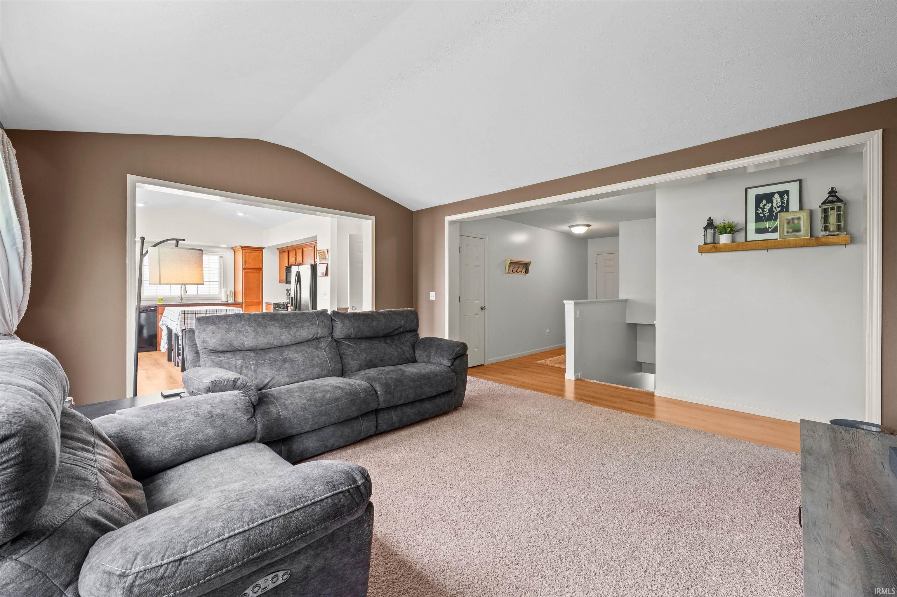 51813 Melwood Court South Bend IN 46628