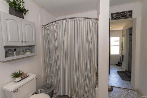 2902 Edwardsburg Avenue Elkhart IN 46514
