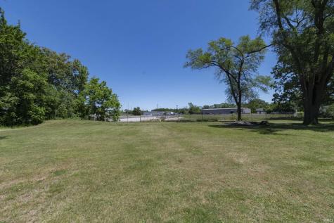 2902 Edwardsburg Avenue Elkhart IN 46514