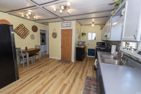 2902 Edwardsburg Avenue Elkhart IN 46514