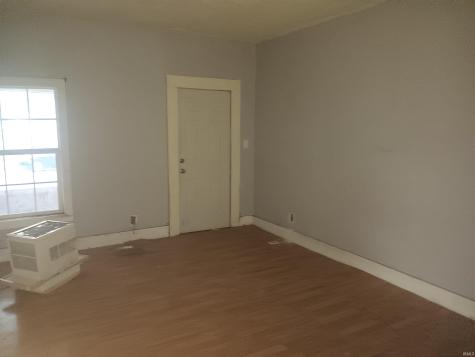1927 N 10th Street Terre Haute IN 47804