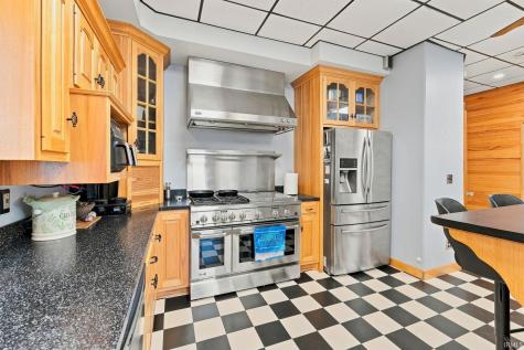 1160 Poplar Street Huntington IN 46750