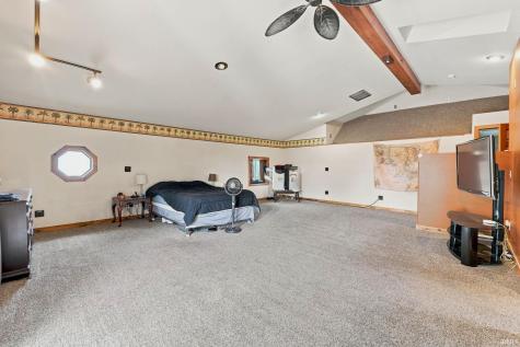 1160 Poplar Street Huntington IN 46750