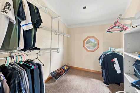 1160 Poplar Street Huntington IN 46750