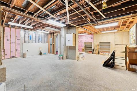 1160 Poplar Street Huntington IN 46750
