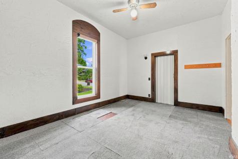1160 Poplar Street Huntington IN 46750