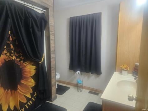 313 SE 7th Street Washington IN 47501