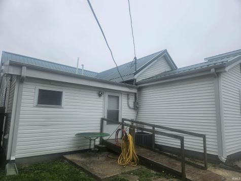 313 SE 7th Street Washington IN 47501