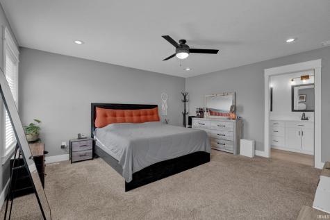 526 E Lucy Lane Ellettsville IN 47429