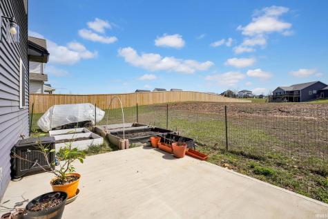526 E Lucy Lane Ellettsville IN 47429