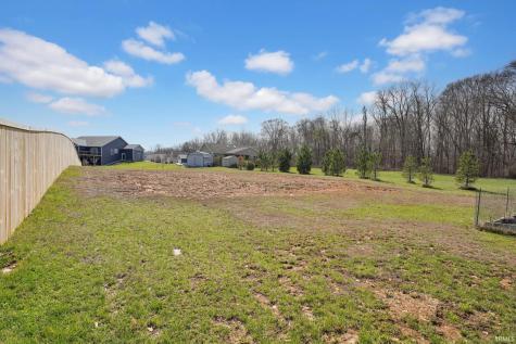 526 E Lucy Lane Ellettsville IN 47429