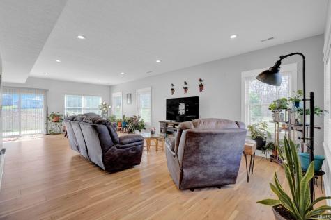 526 E Lucy Lane Ellettsville IN 47429