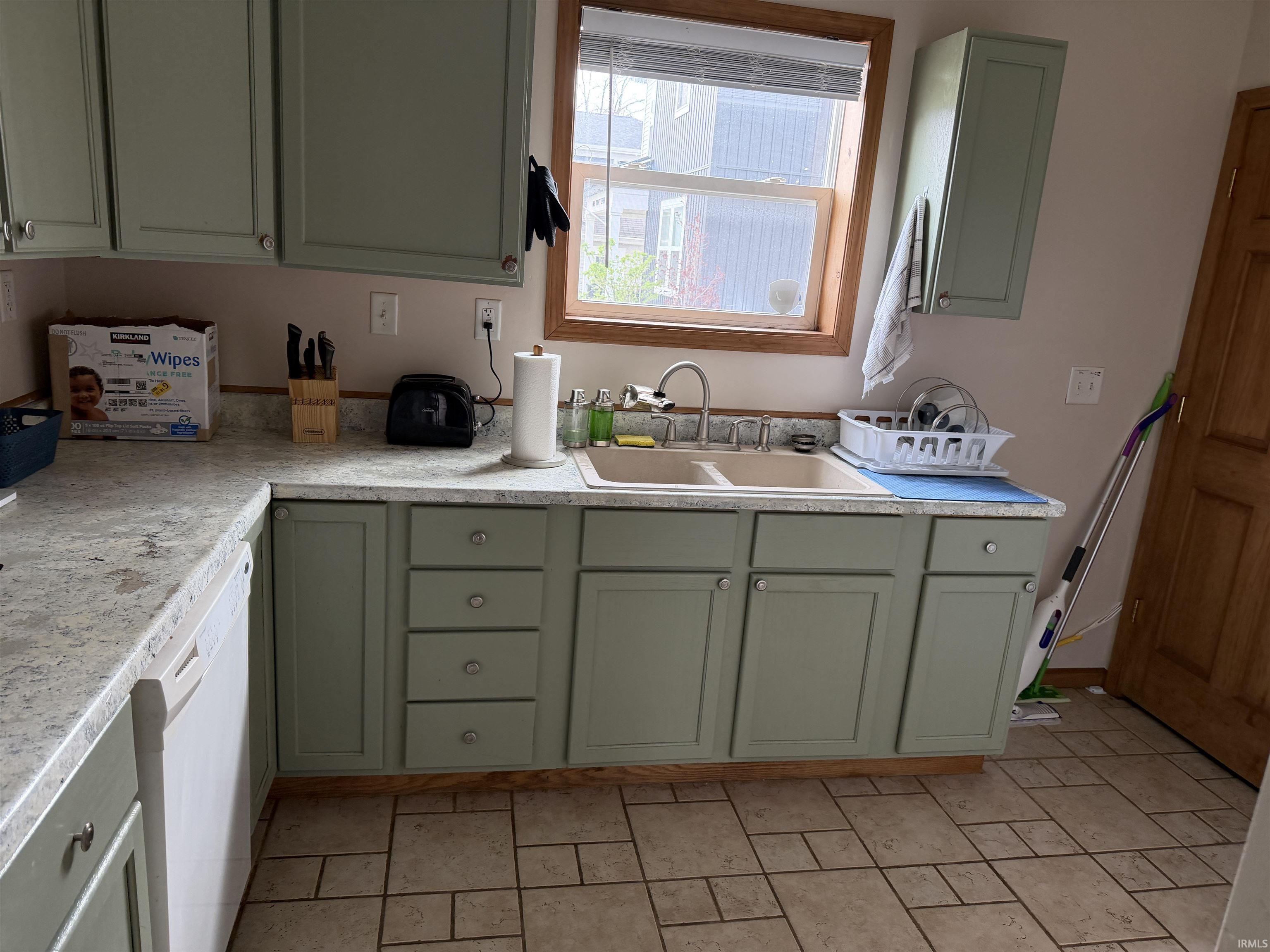 522 Howard Street South Bend IN 46617
