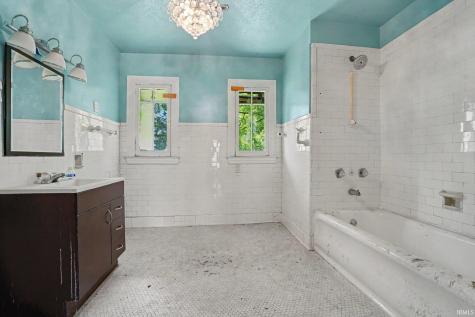 501 Blaine Avenue South Bend IN 46616
