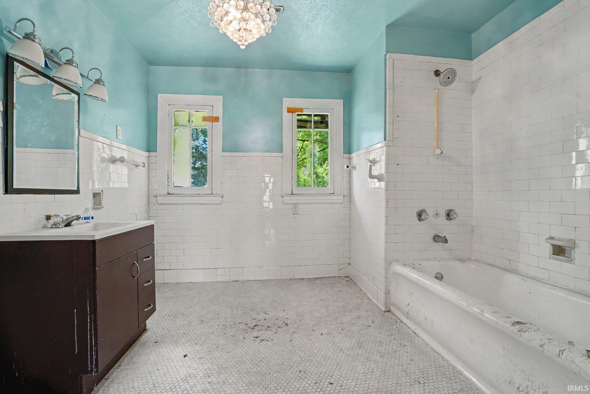 501 Blaine Avenue South Bend IN 46616