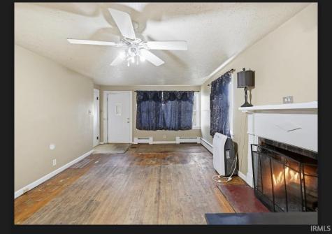 115 W Perrin Street Mulberry IN 46058