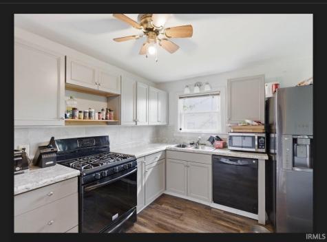 115 W Perrin Street Mulberry IN 46058