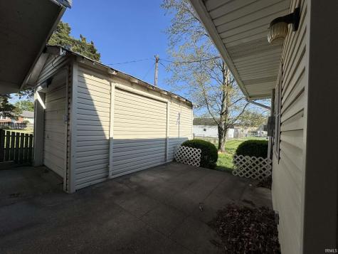 1411 N 12th Street Vincennes IN 47591