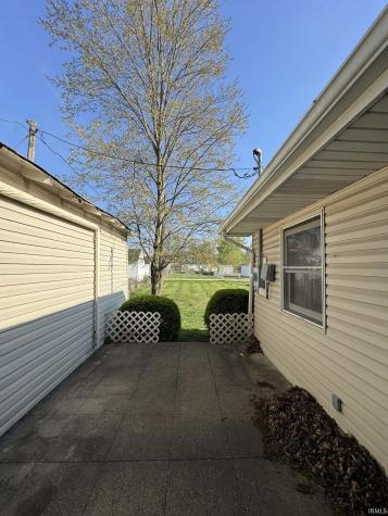 1411 N 12th Street Vincennes IN 47591