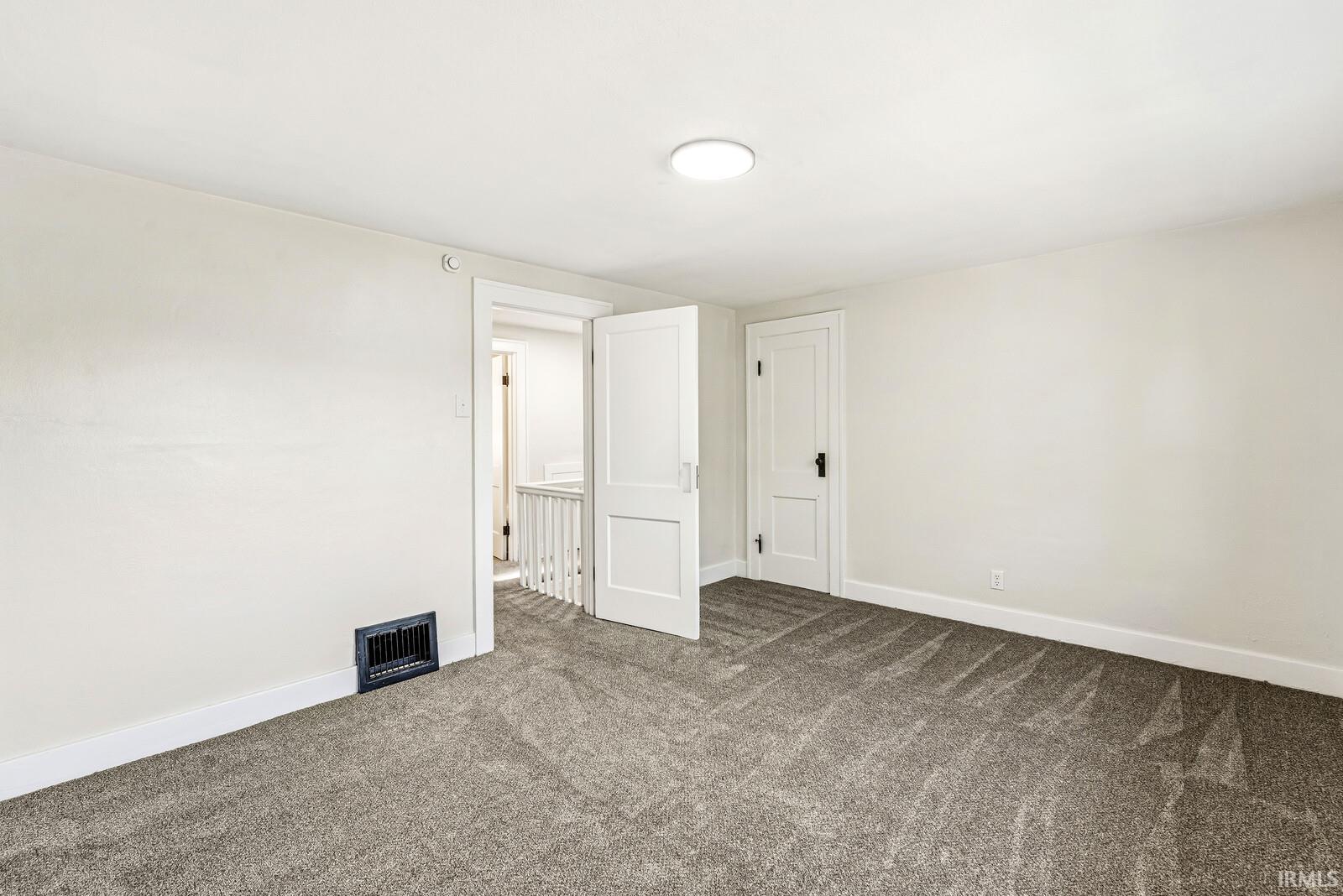 306 E Oakside Street South Bend IN 46614